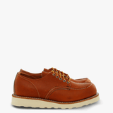 Brown boots, front view
