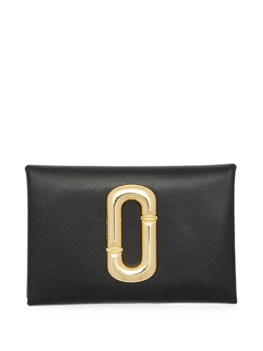 Black accessories, front view