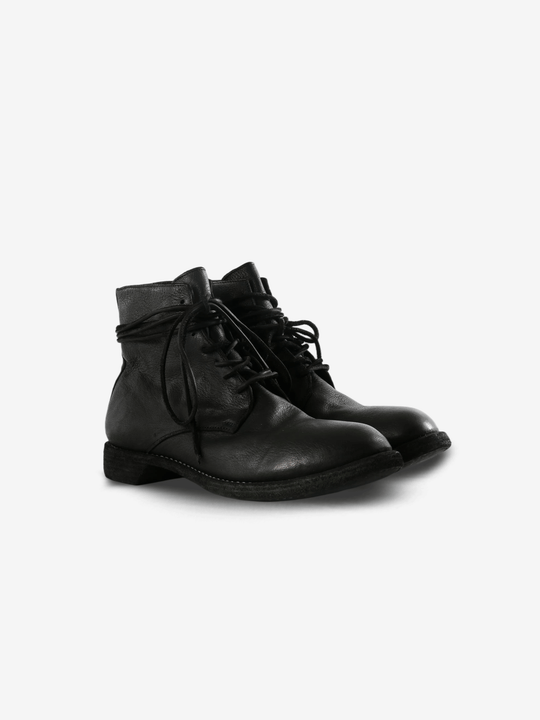 Black boots, front view