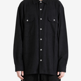 Black shirt, full body view