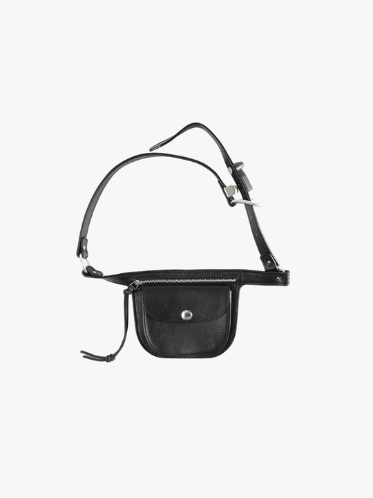 Black small accessories, front view