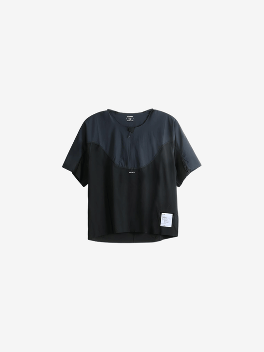 Black t-shirt, front view