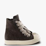 Brown shoes, front view