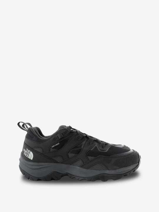 Black shoes, front view