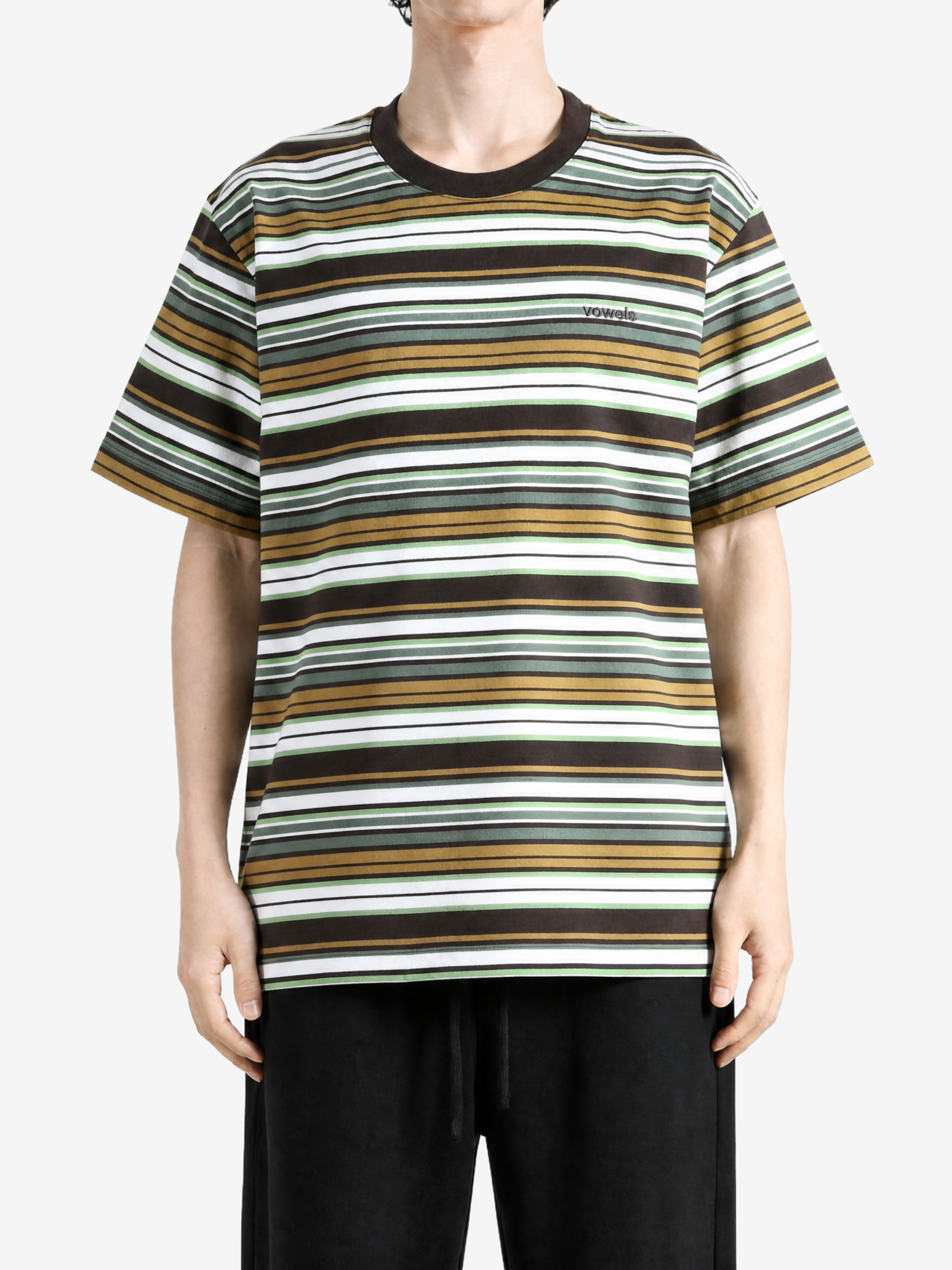 Green t-shirt, full body view