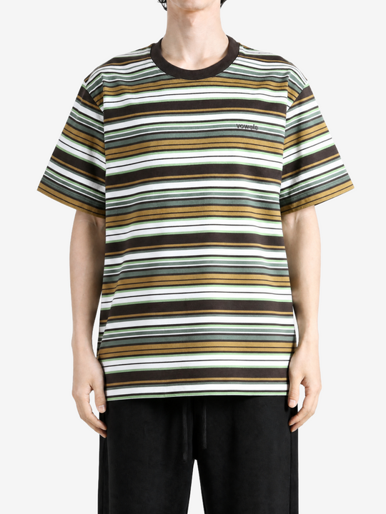 Green t-shirt, full body view