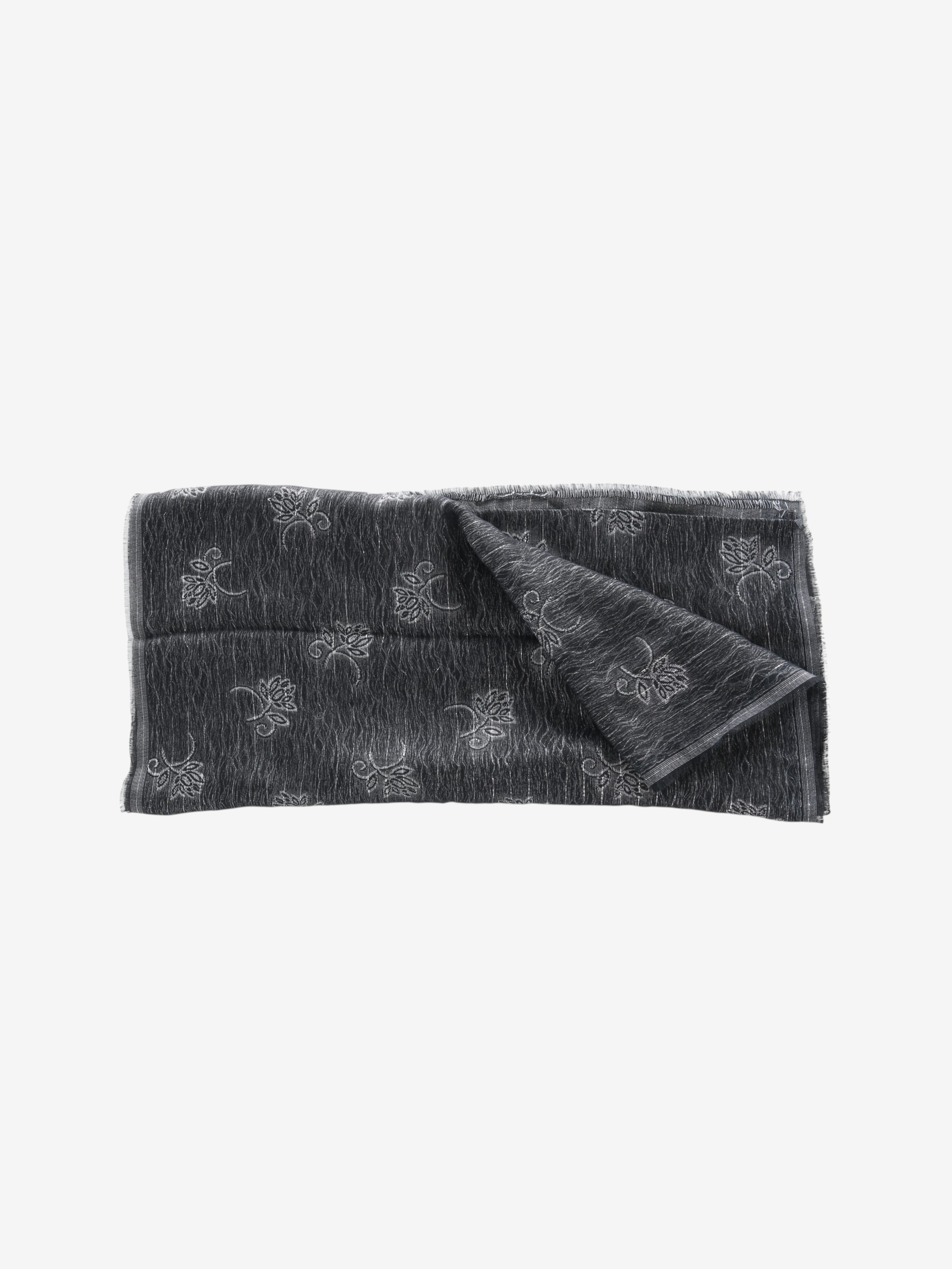 Black scarf, front view