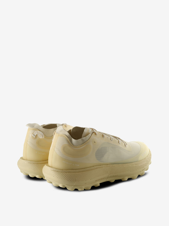 White sneaker, back view