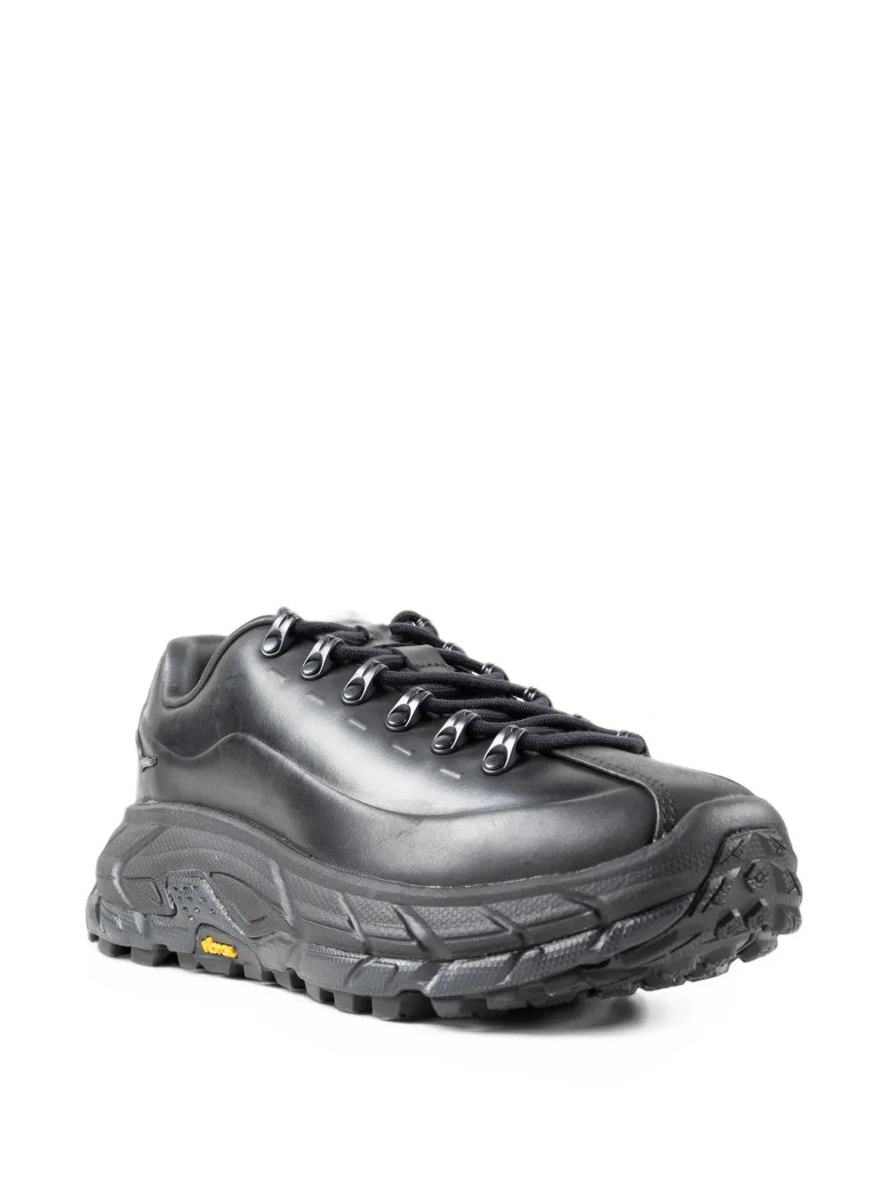 Black shoes, front view