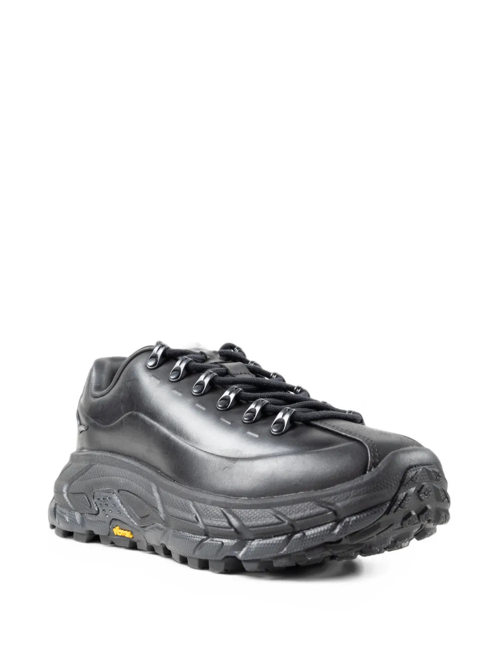 Black shoes, front view