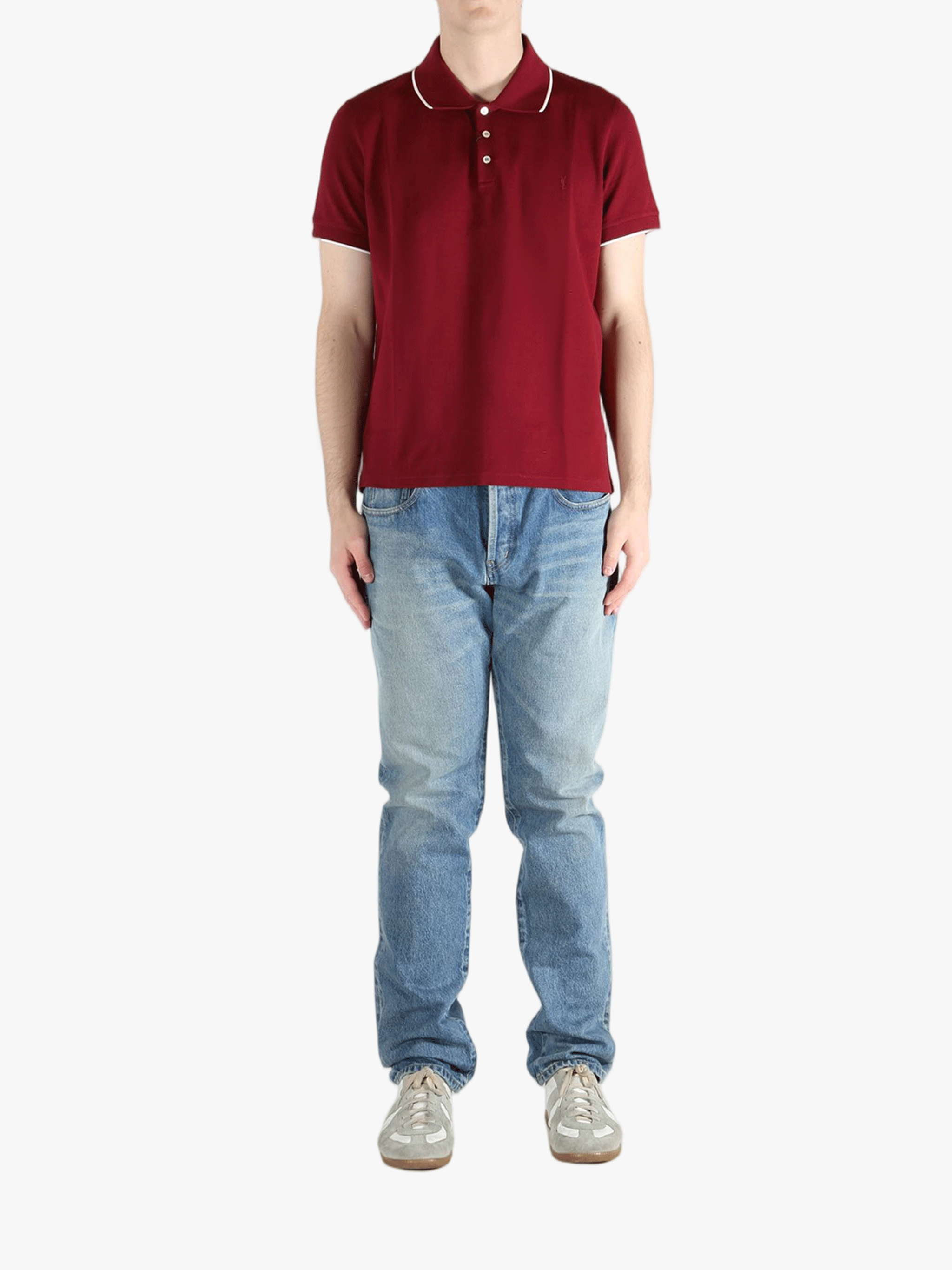 Red shirt, full body view