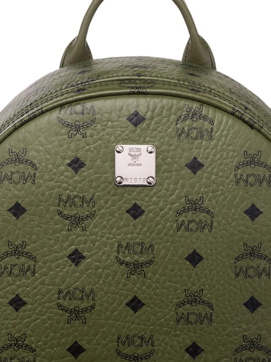 Green bag, back view