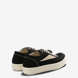 Black sneakers,back view