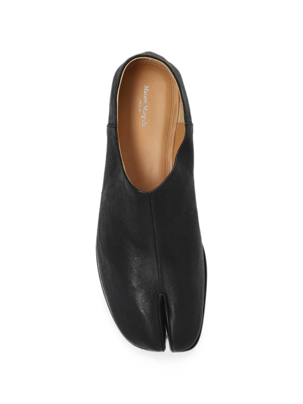 Black shoes, front view