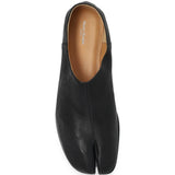 Black shoes, front view