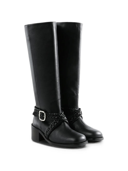Black boots, front view