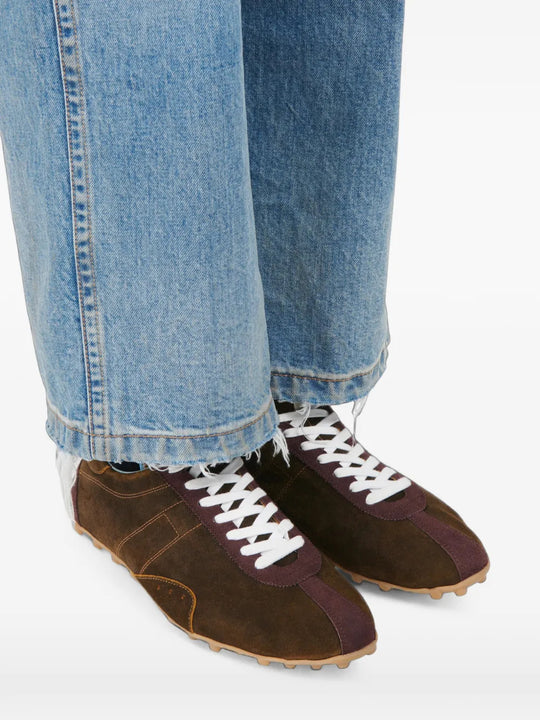 Brown shoes, front view