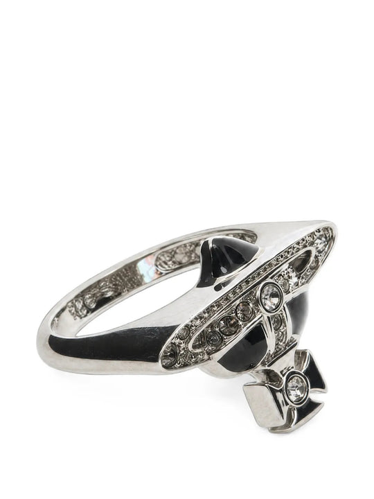 Black jewelry, front view