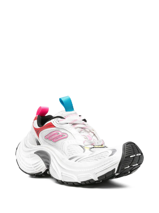 White sneaker,side view