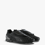 Black shoes, front view