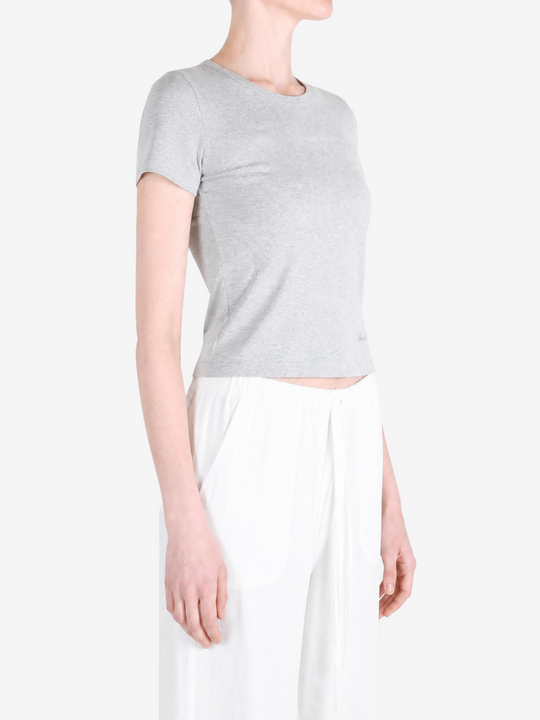 Grey t-shirt, front view