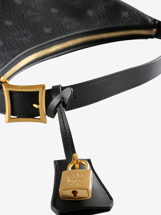 Black bag,front view