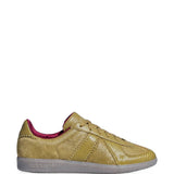 Tan shoes, front view