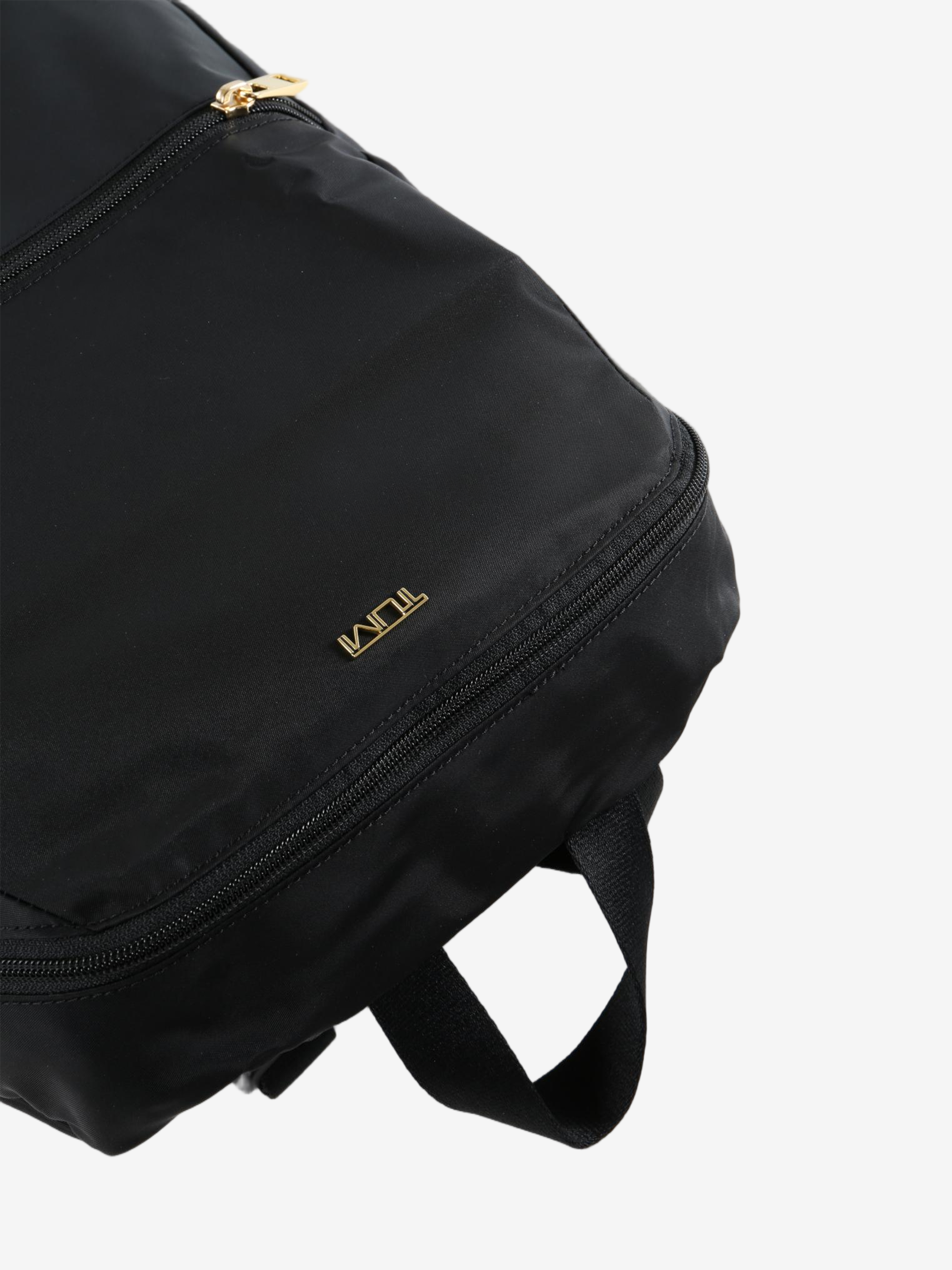 Black bag, back view
