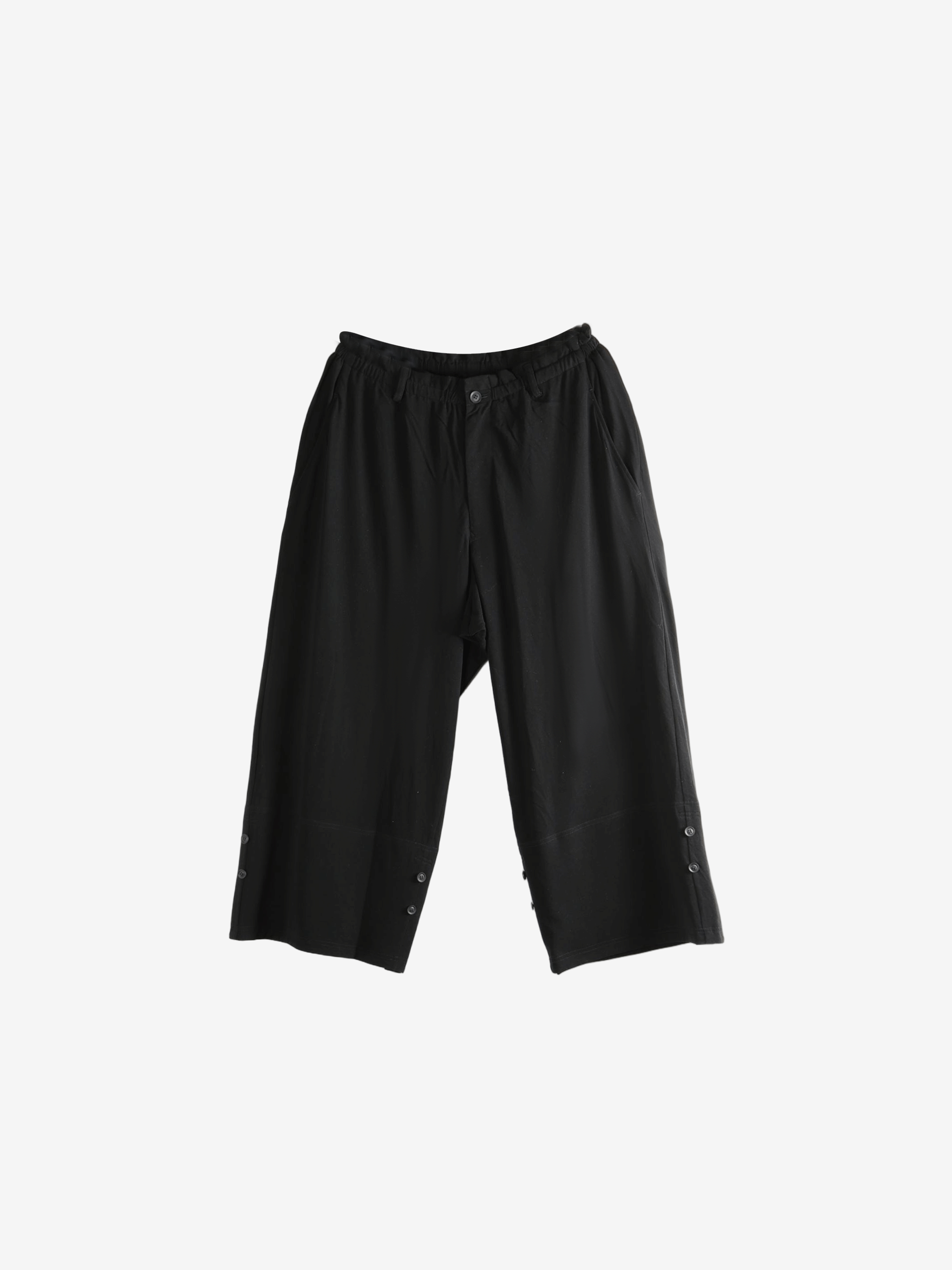 Black pant, front view