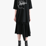 Black t-shirt, full body view