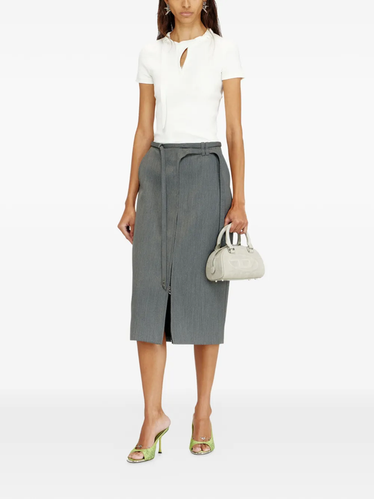 White top, full body view