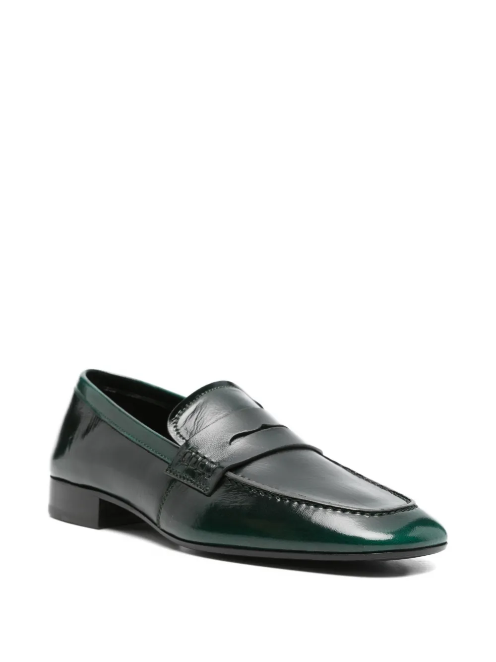 green shoes,side view