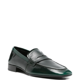 green shoes,side view