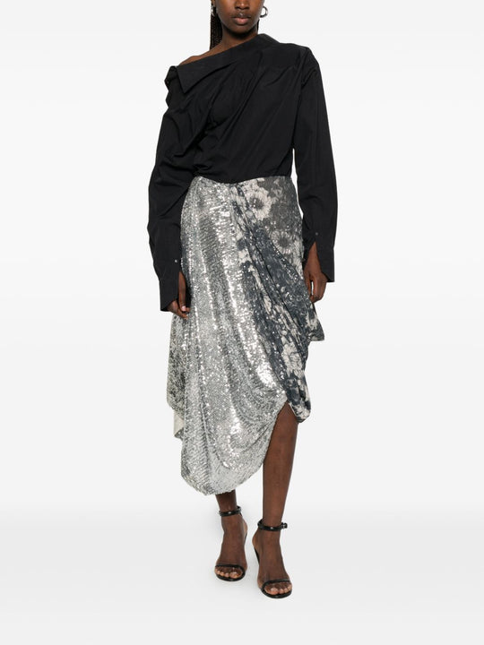 Grey skirt, full body view