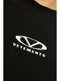 VETEMENTS - Unisex Oval Logo Fitted T-shirt