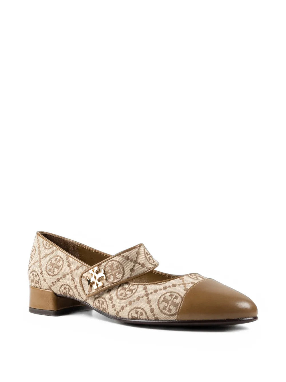 Tan shoes, front view