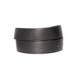 Black accessories, front view