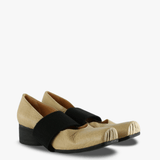 Tan shoes, front view