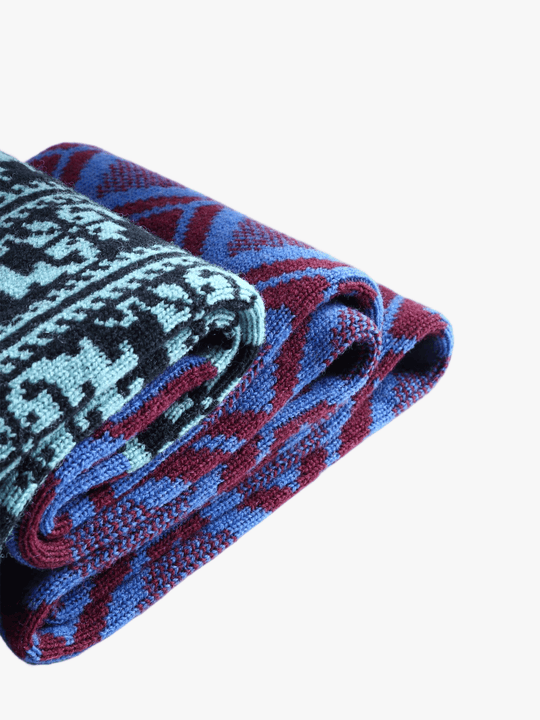 Blue scarf, front view