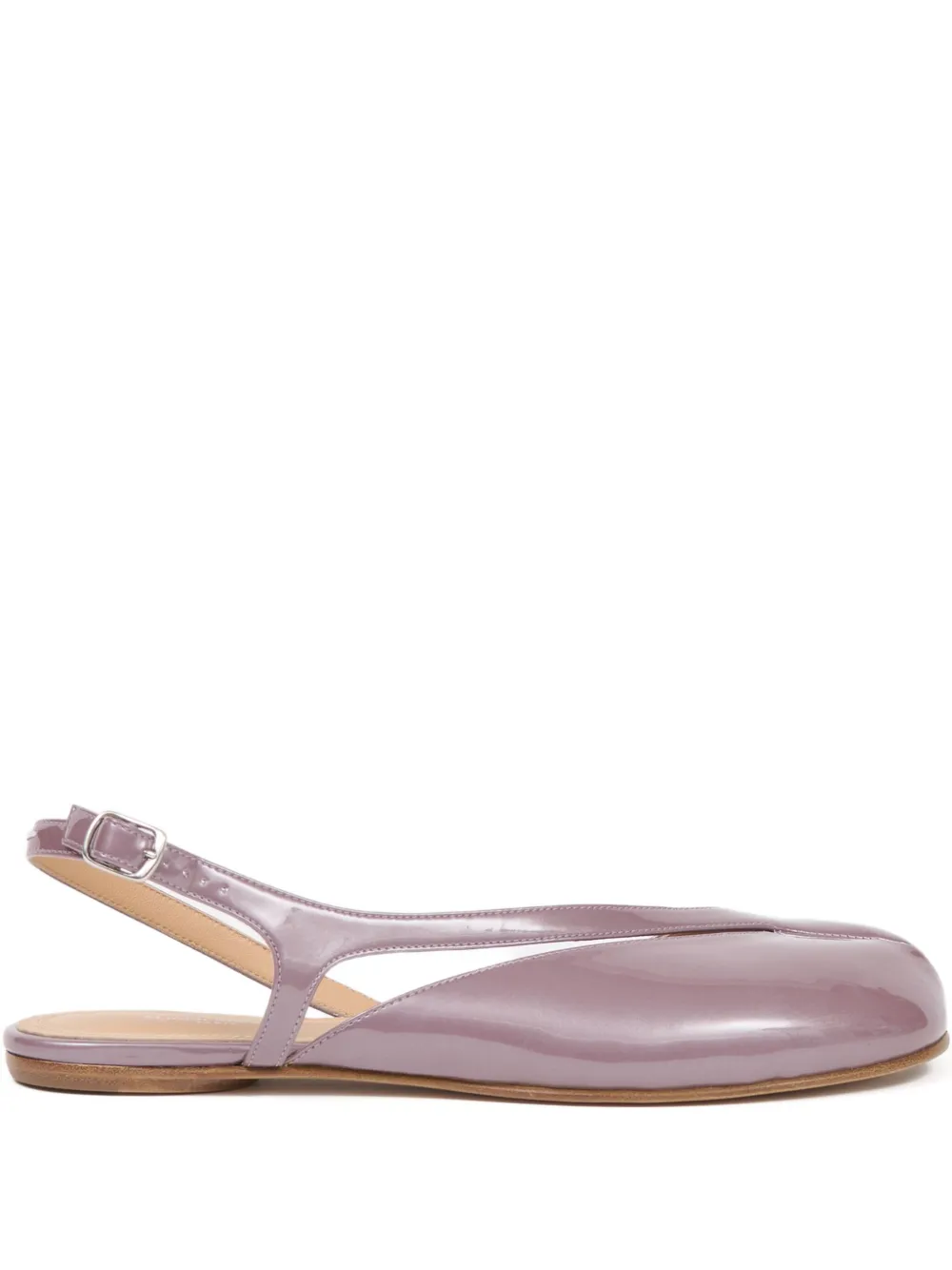 Pink flat sandal,front view