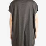 Grey t-shirt, full body view