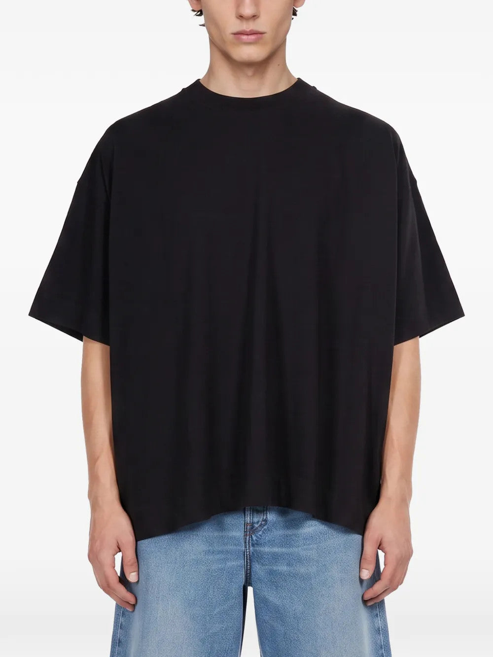 Black t-shirt, full body view