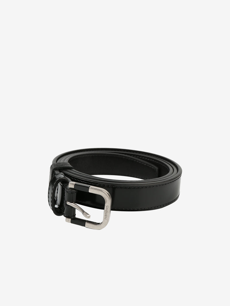 Black belt, side view