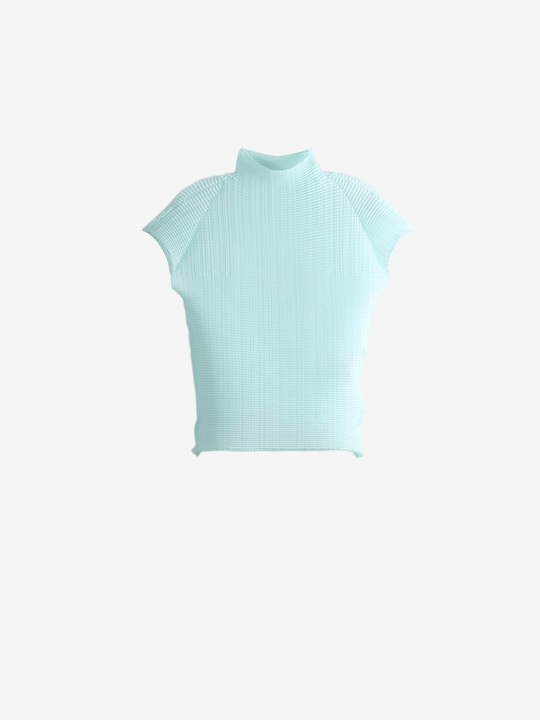 Blue shirt, front view