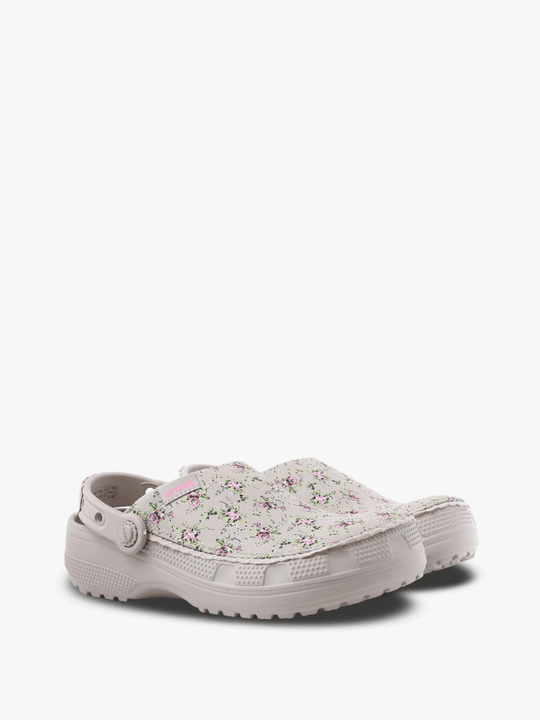 Tan shoes, front view