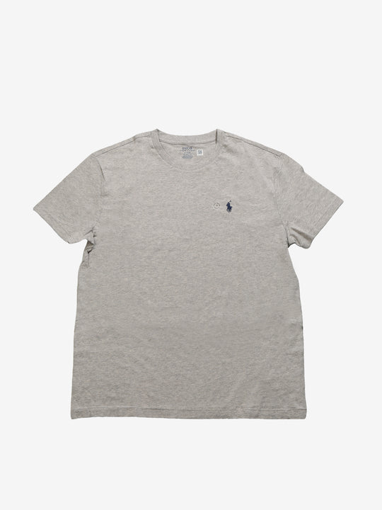 Grey T-shirt, front view