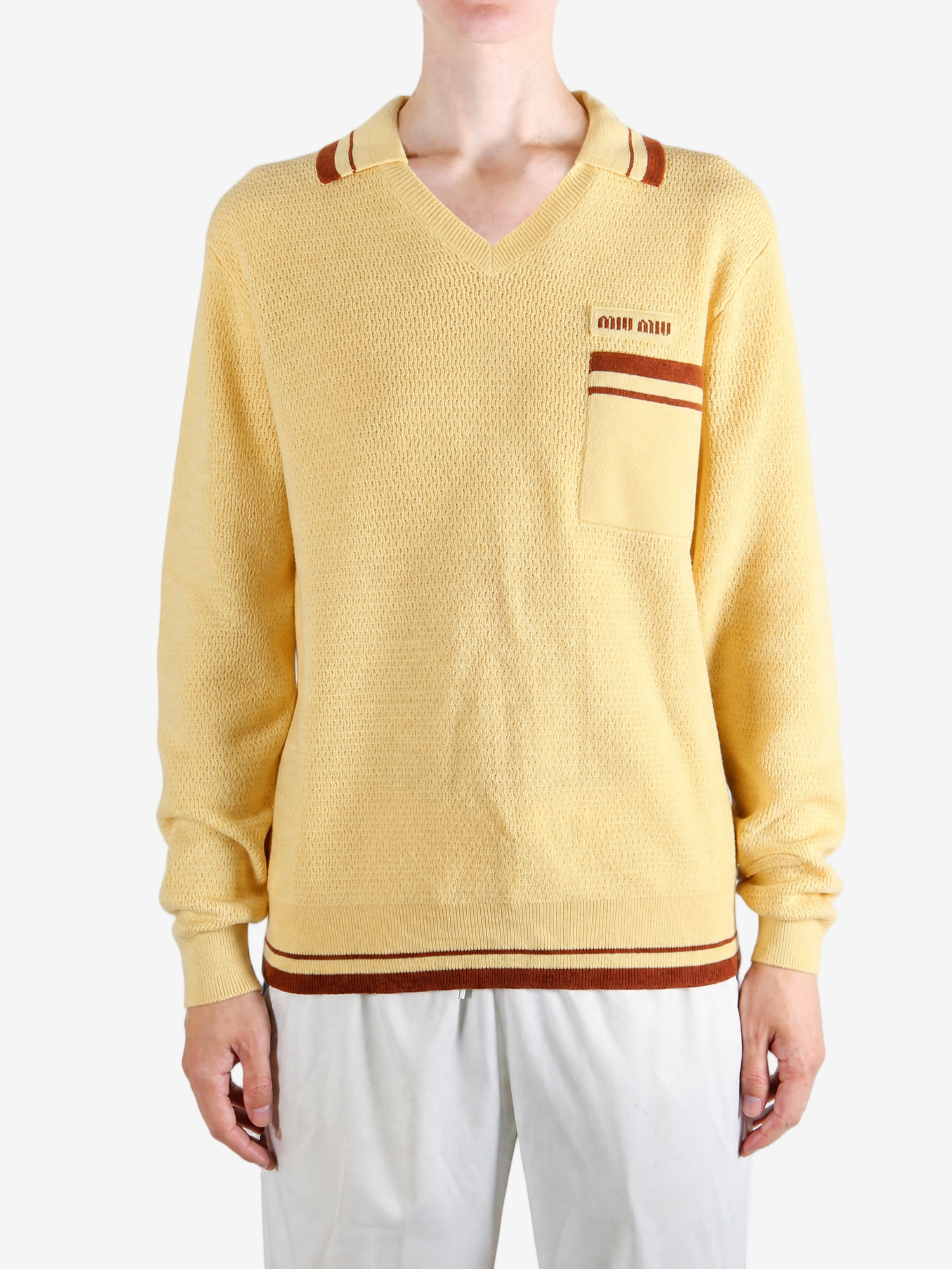Yellow knitwear, full body view