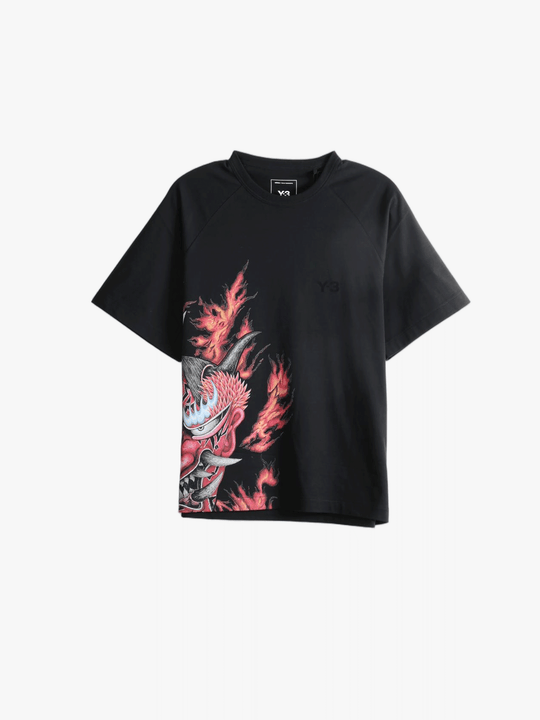Black t-shirt, front view