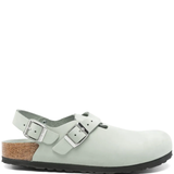 Green sandals,front view