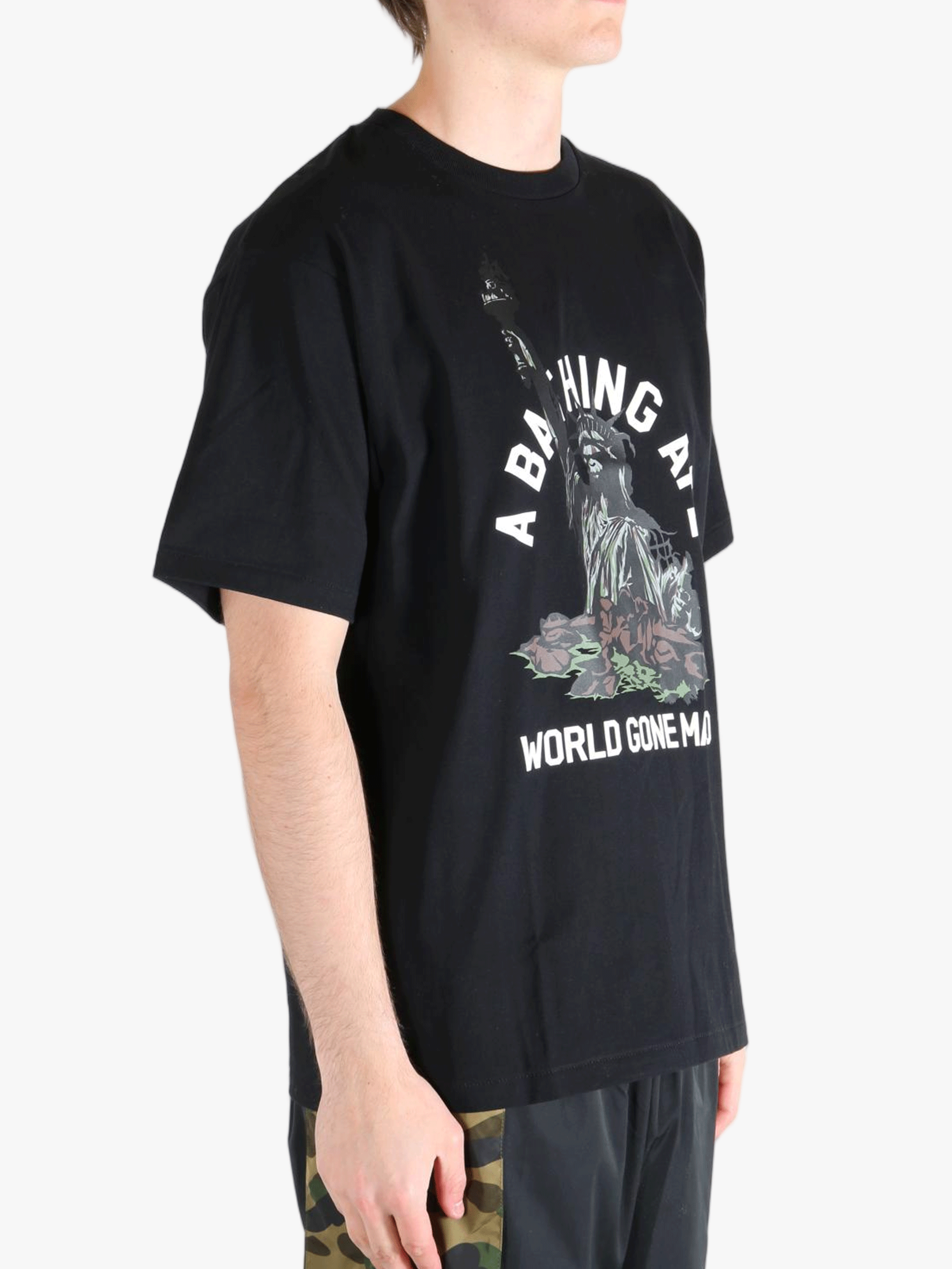 Black tee, side view